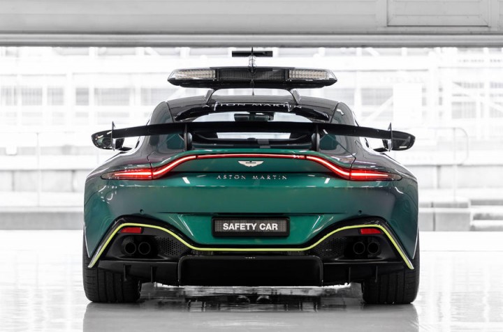 aston_martin_vantage_ 09